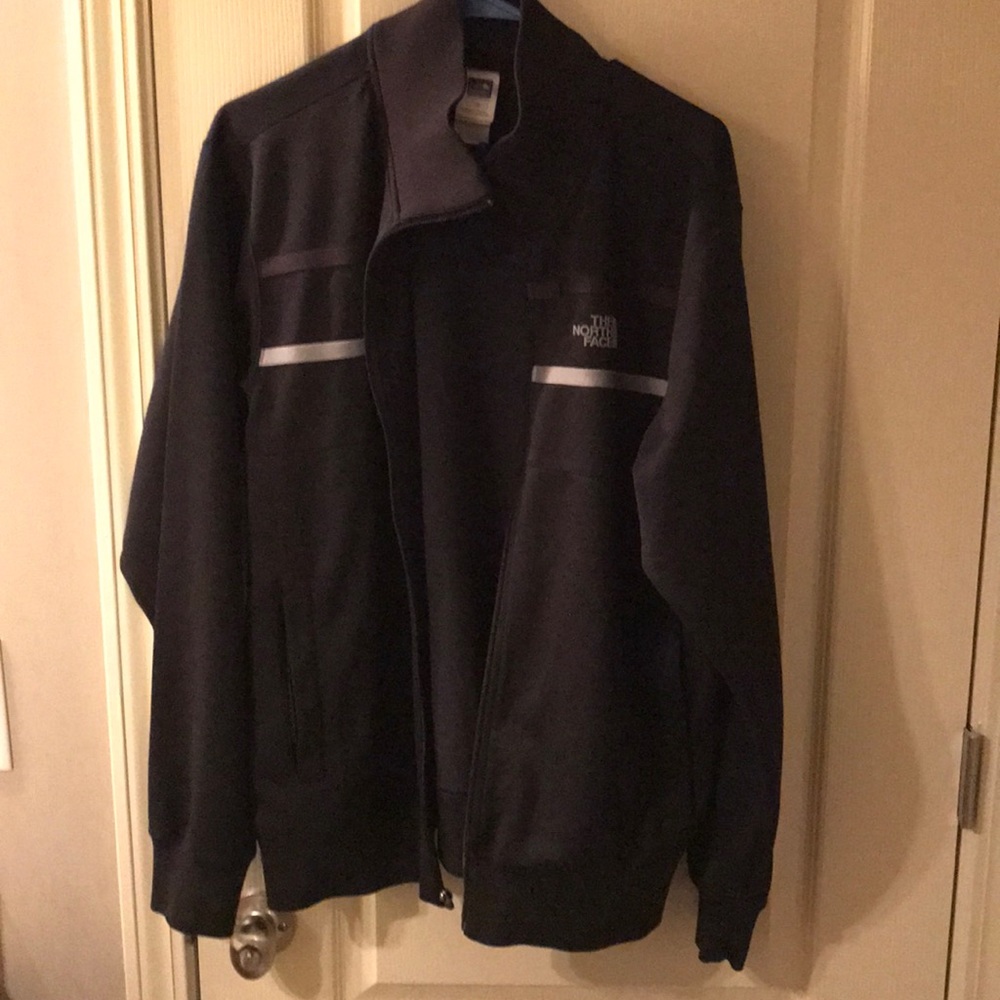 Men’s north face zip up